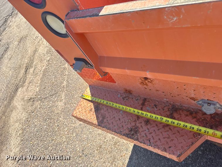 image for item ER2426 2009 Ford F250 Super Duty utility bed pickup truck