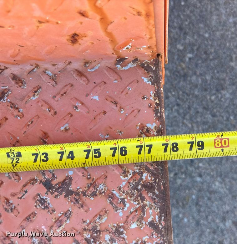 image for item ER2426 2009 Ford F250 Super Duty utility bed pickup truck