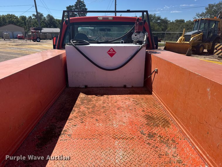 image for item ER2426 2009 Ford F250 Super Duty utility bed pickup truck