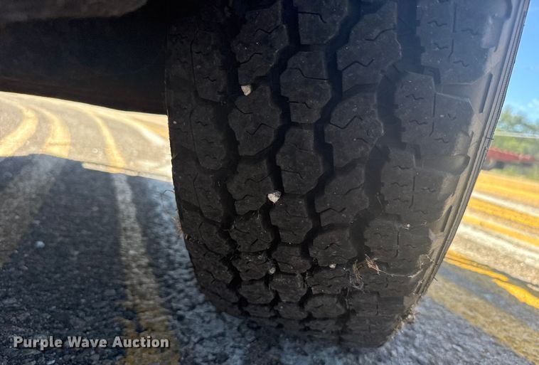 image for item ER2426 2009 Ford F250 Super Duty utility bed pickup truck