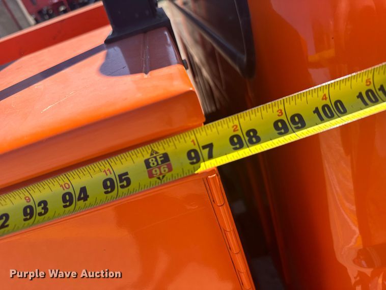 image for item ER2427 2003 Ford F250 Super Duty utility bed pickup truck