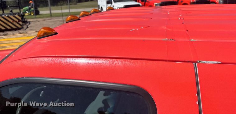 image for item ER2428 2015 Ford F350 Super Duty Crew Cab utility bed pickup truck