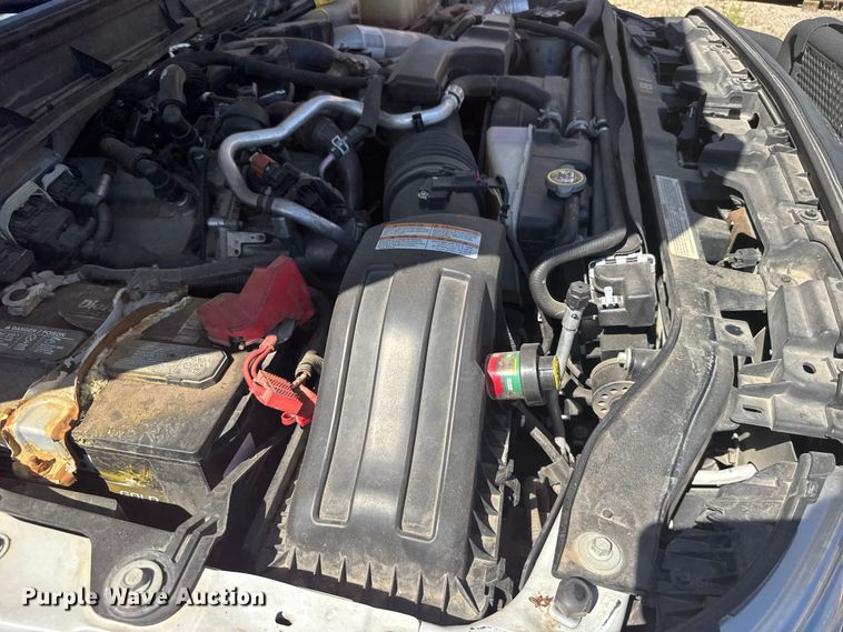 image for item ER2428 2015 Ford F350 Super Duty Crew Cab utility bed pickup truck