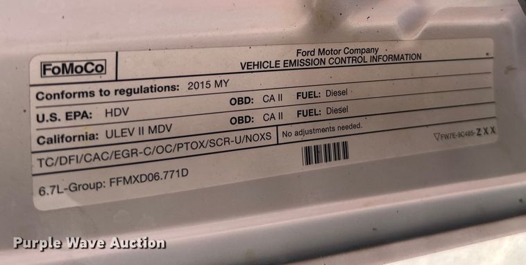 image for item ER2428 2015 Ford F350 Super Duty Crew Cab utility bed pickup truck