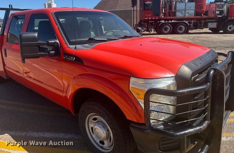 image for item ER2429 2011 Ford F250 Super Duty Crew Cab utility bed pickup truck