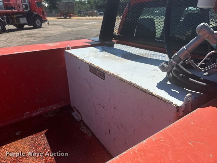 image for item ER2429 2011 Ford F250 Super Duty Crew Cab utility bed pickup truck