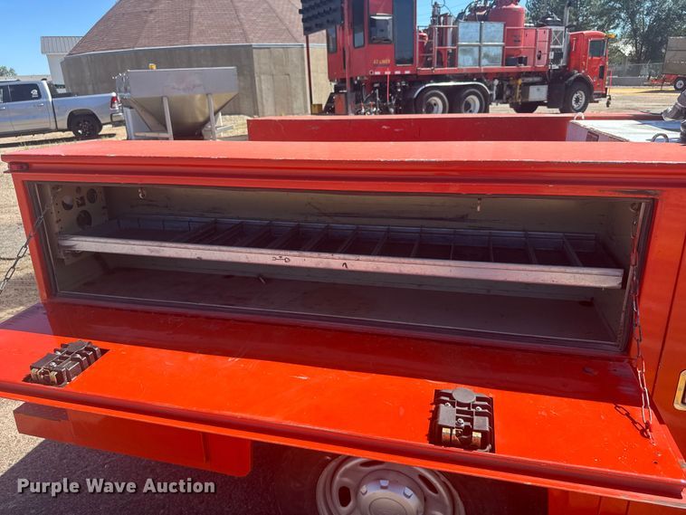 image for item ER2429 2011 Ford F250 Super Duty Crew Cab utility bed pickup truck