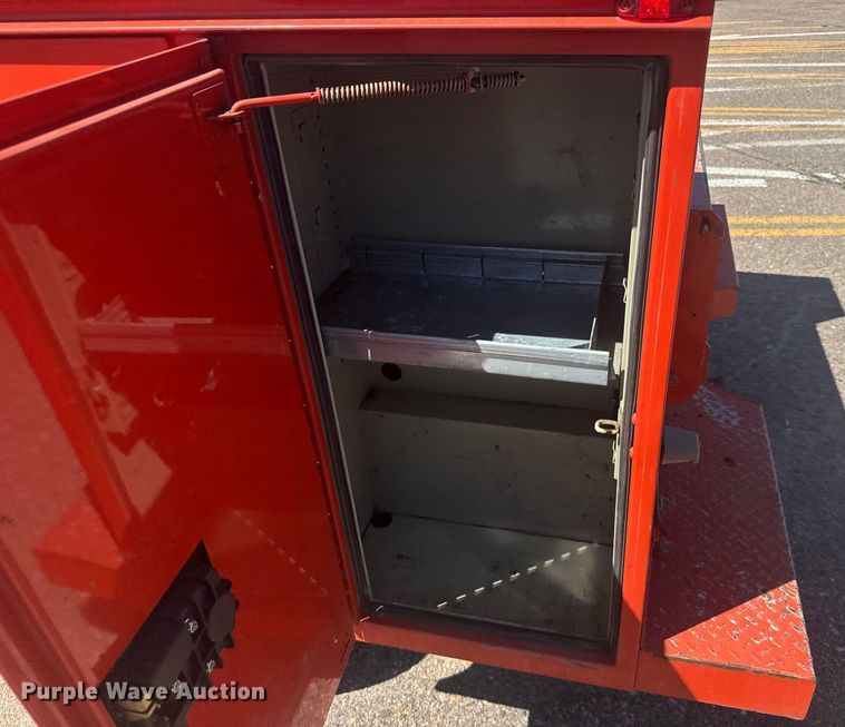 image for item ER2429 2011 Ford F250 Super Duty Crew Cab utility bed pickup truck