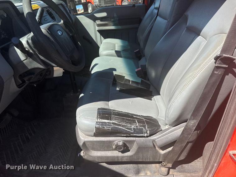 image for item ER2429 2011 Ford F250 Super Duty Crew Cab utility bed pickup truck