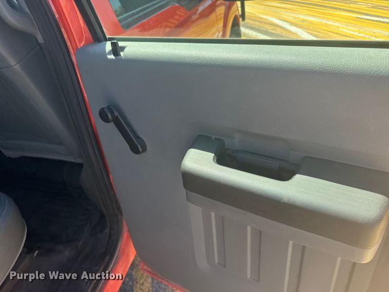 image for item ER2429 2011 Ford F250 Super Duty Crew Cab utility bed pickup truck