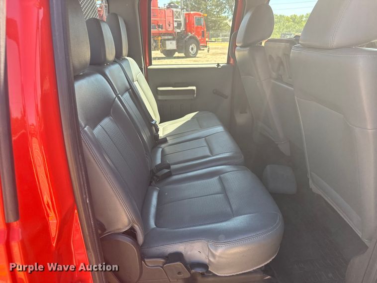 image for item ER2429 2011 Ford F250 Super Duty Crew Cab utility bed pickup truck