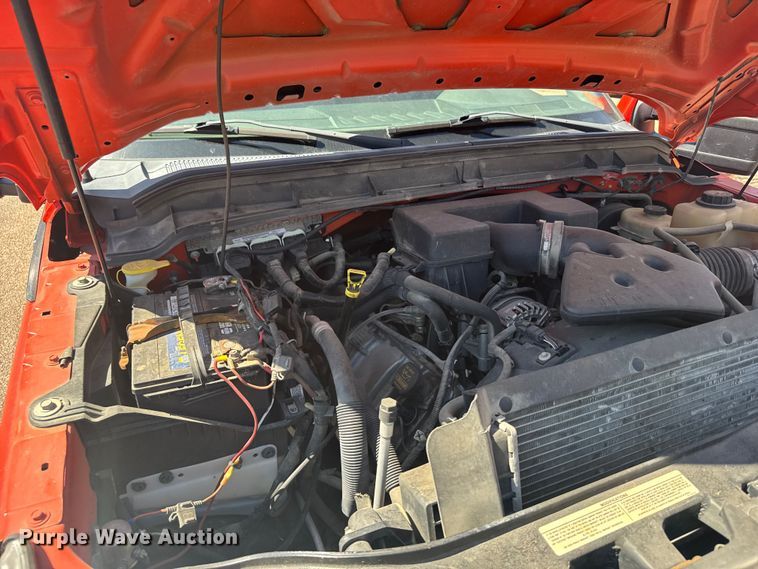 image for item ER2429 2011 Ford F250 Super Duty Crew Cab utility bed pickup truck