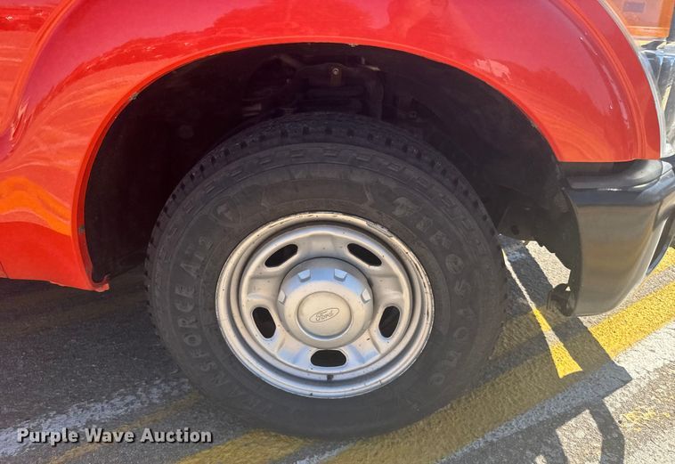 image for item ER2429 2011 Ford F250 Super Duty Crew Cab utility bed pickup truck