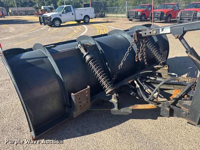 image for item ER2430 2007 International 7400 dump truck