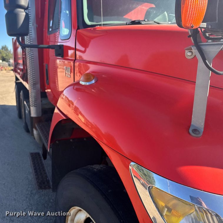 image for item ER2430 2007 International 7400 dump truck