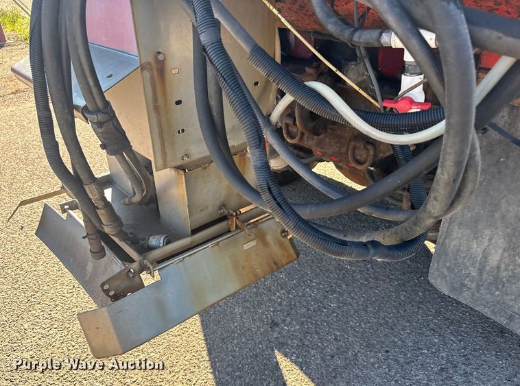 image for item ER2430 2007 International 7400 dump truck