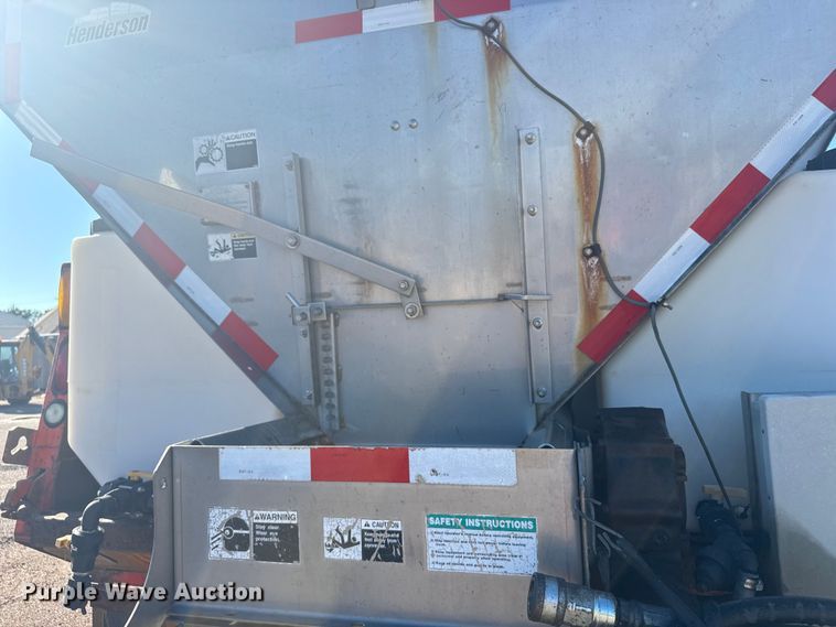 image for item ER2430 2007 International 7400 dump truck