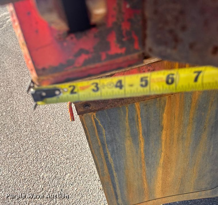 image for item ER2430 2007 International 7400 dump truck