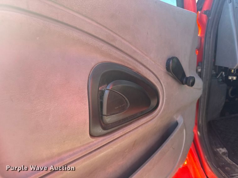 image for item ER2430 2007 International 7400 dump truck