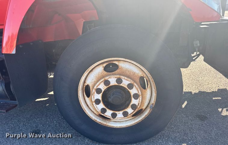 image for item ER2430 2007 International 7400 dump truck