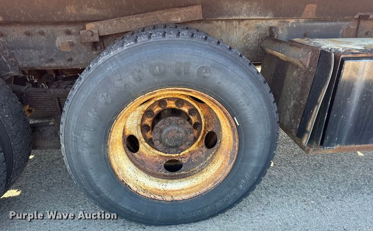 image for item ER2430 2007 International 7400 dump truck