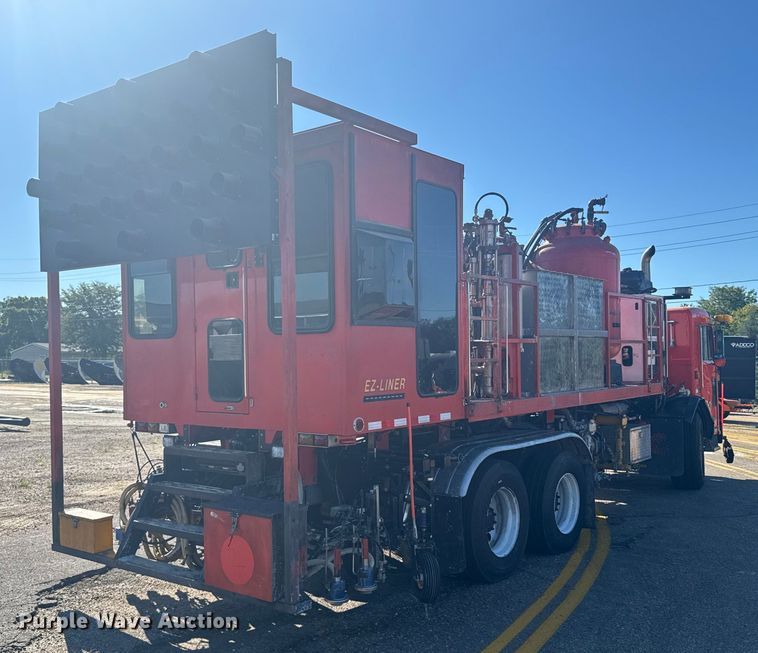 image for item ER2433 2005 Peterbilt 320 paint striper truck