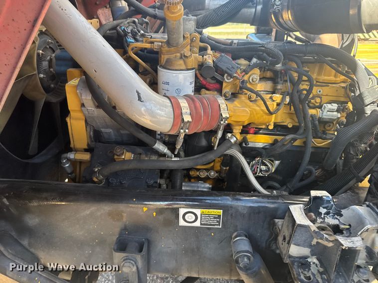 image for item ER2433 2005 Peterbilt 320 paint striper truck