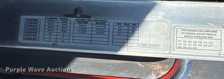 image for item ER2433 2005 Peterbilt 320 paint striper truck