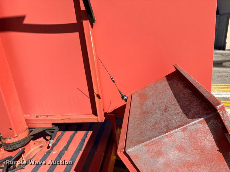 image for item ER2434 2005 Ver-Mac PCMS1210 message board trailer