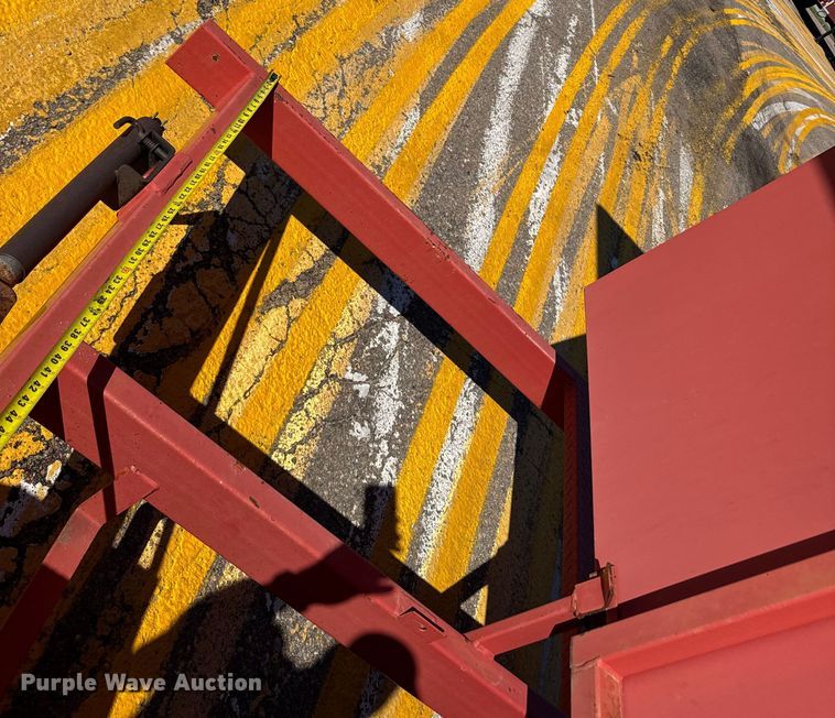 image for item ER2434 2005 Ver-Mac PCMS1210 message board trailer