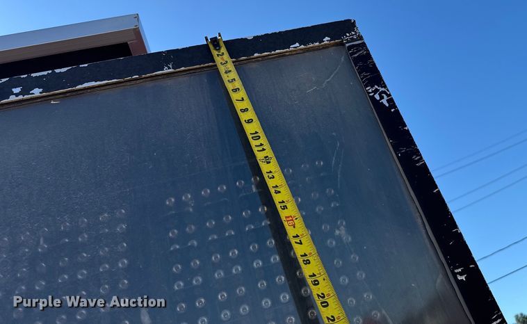 image for item ER2434 2005 Ver-Mac PCMS1210 message board trailer