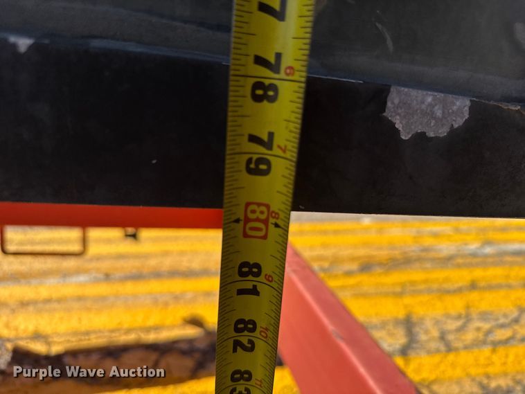 image for item ER2434 2005 Ver-Mac PCMS1210 message board trailer