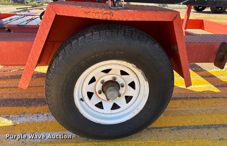 image for item ER2434 2005 Ver-Mac PCMS1210 message board trailer