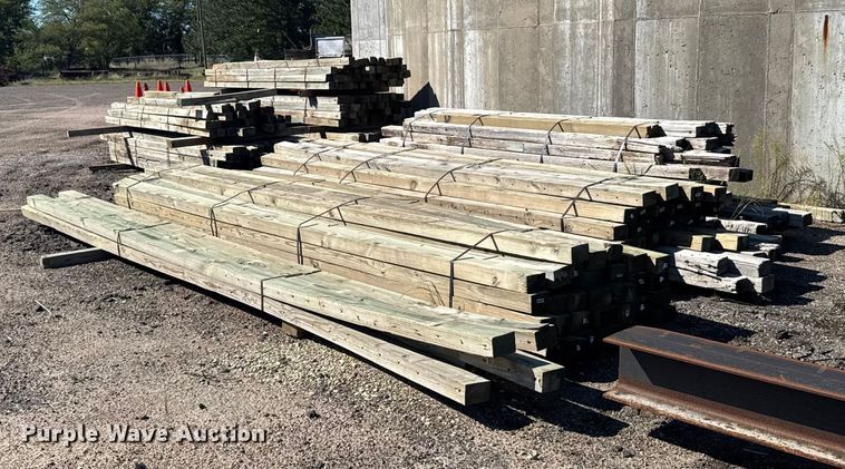 image for item ER2440 Approximately 364 wood posts