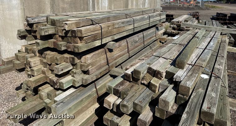 image for item ER2440 Approximately 364 wood posts