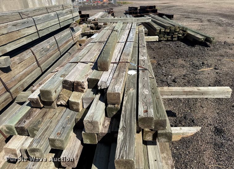 image for item ER2440 Approximately 364 wood posts