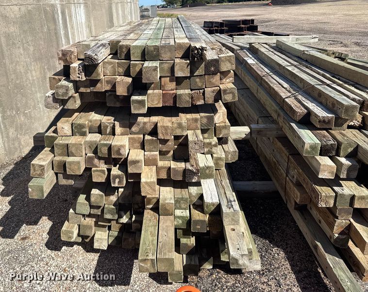 image for item ER2440 Approximately 364 wood posts