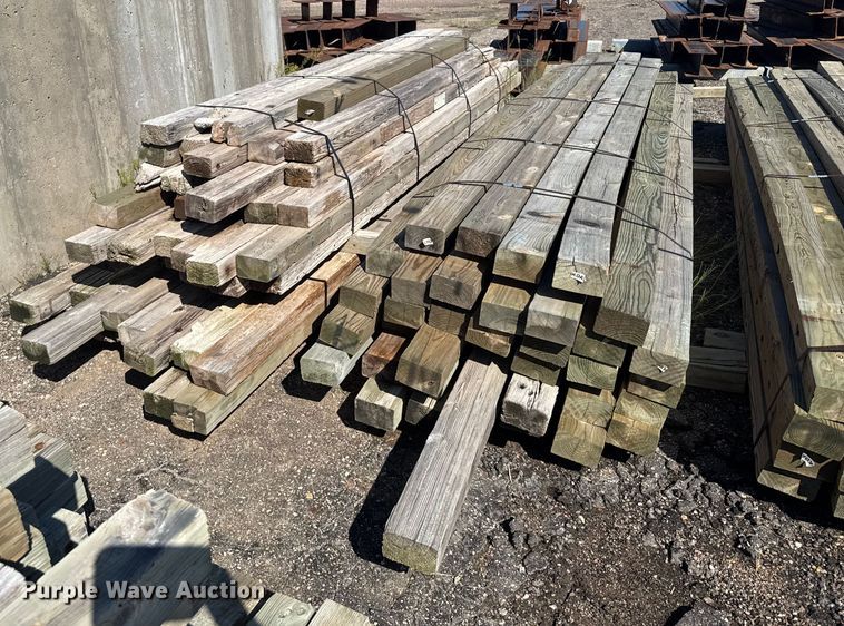 image for item ER2440 Approximately 364 wood posts