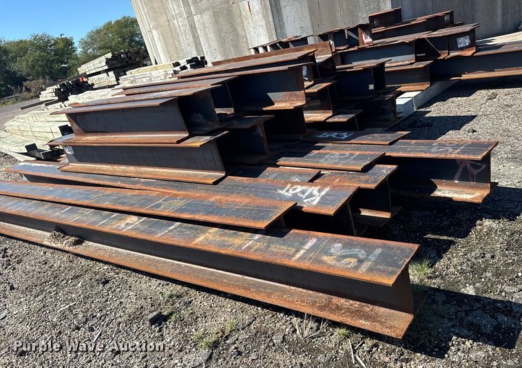 image for item ER2441 H-pilings