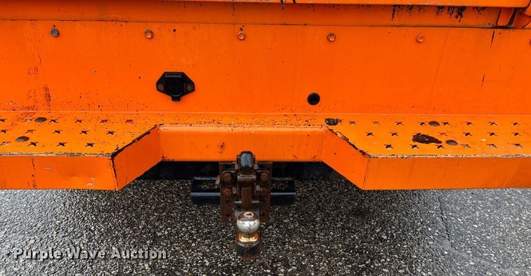 image for item ET4617 2012 Chevrolet Silverado 2500HD Crew Cab utility bed pickup truck