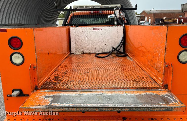 image for item ET4617 2012 Chevrolet Silverado 2500HD Crew Cab utility bed pickup truck