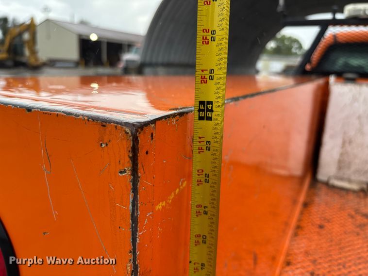 image for item ET4617 2012 Chevrolet Silverado 2500HD Crew Cab utility bed pickup truck