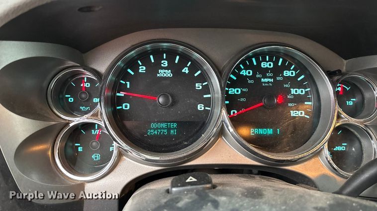 image for item ET4617 2012 Chevrolet Silverado 2500HD Crew Cab utility bed pickup truck