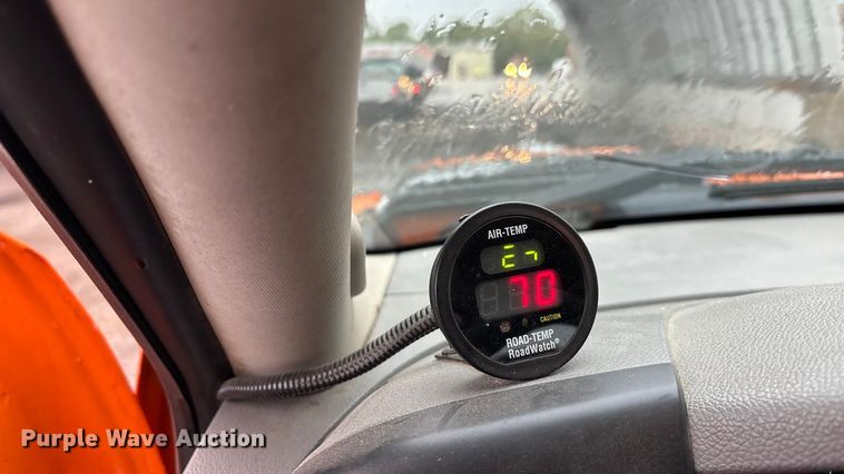 image for item ET4617 2012 Chevrolet Silverado 2500HD Crew Cab utility bed pickup truck