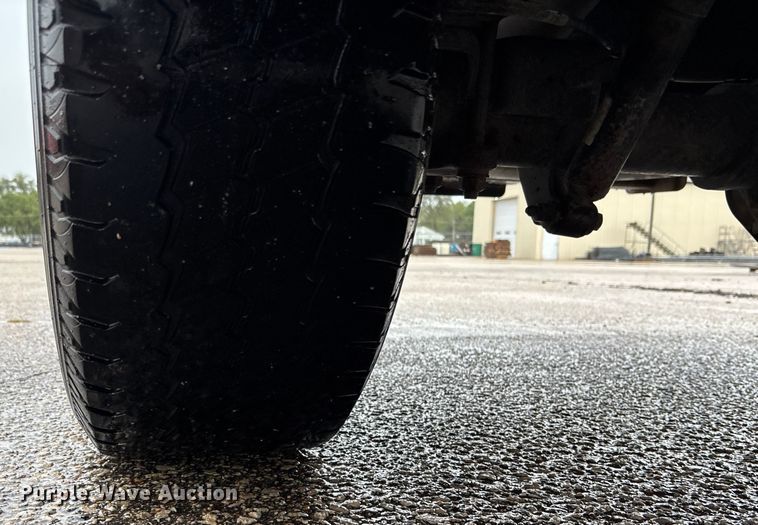 image for item ET4617 2012 Chevrolet Silverado 2500HD Crew Cab utility bed pickup truck