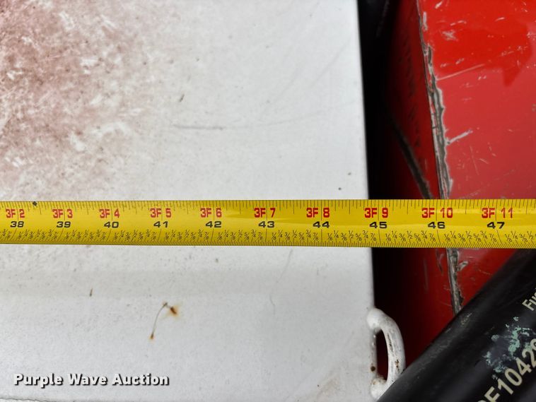 image for item ET4618 2011 Ford F250 Super Duty Crew Cab utility bed pickup truck