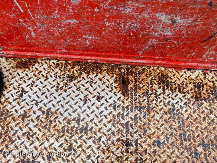 image for item ET4618 2011 Ford F250 Super Duty Crew Cab utility bed pickup truck