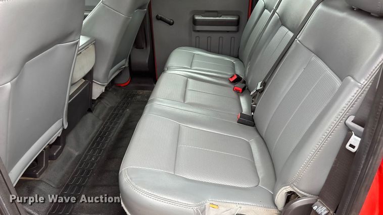 image for item ET4618 2011 Ford F250 Super Duty Crew Cab utility bed pickup truck