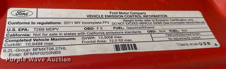 image for item ET4618 2011 Ford F250 Super Duty Crew Cab utility bed pickup truck