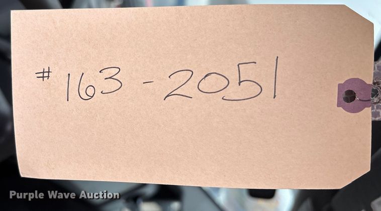 image for item ET4618 2011 Ford F250 Super Duty Crew Cab utility bed pickup truck